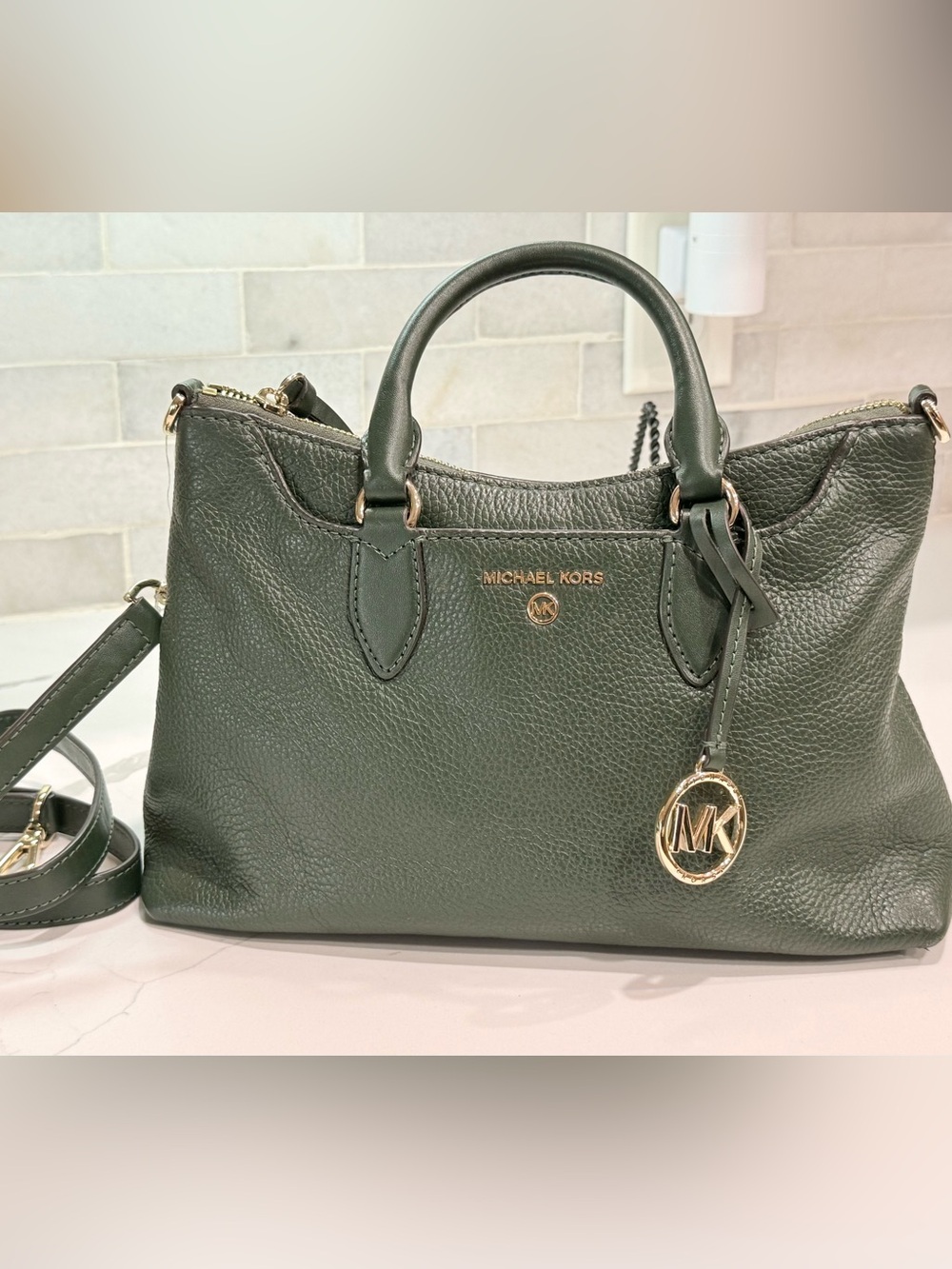 Michael Kors Pebble Grain Leather Satchel / Crossbody Bag